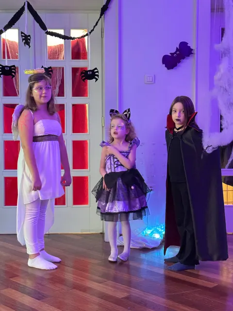 Portreti i kostimi — Halloween 2026, 27